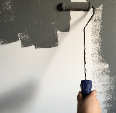 202 Calories per hour painting… Let’s decorate the house!